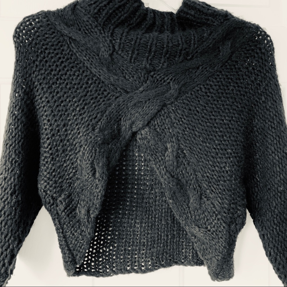 DELIA’S CROPPED SWEATER
